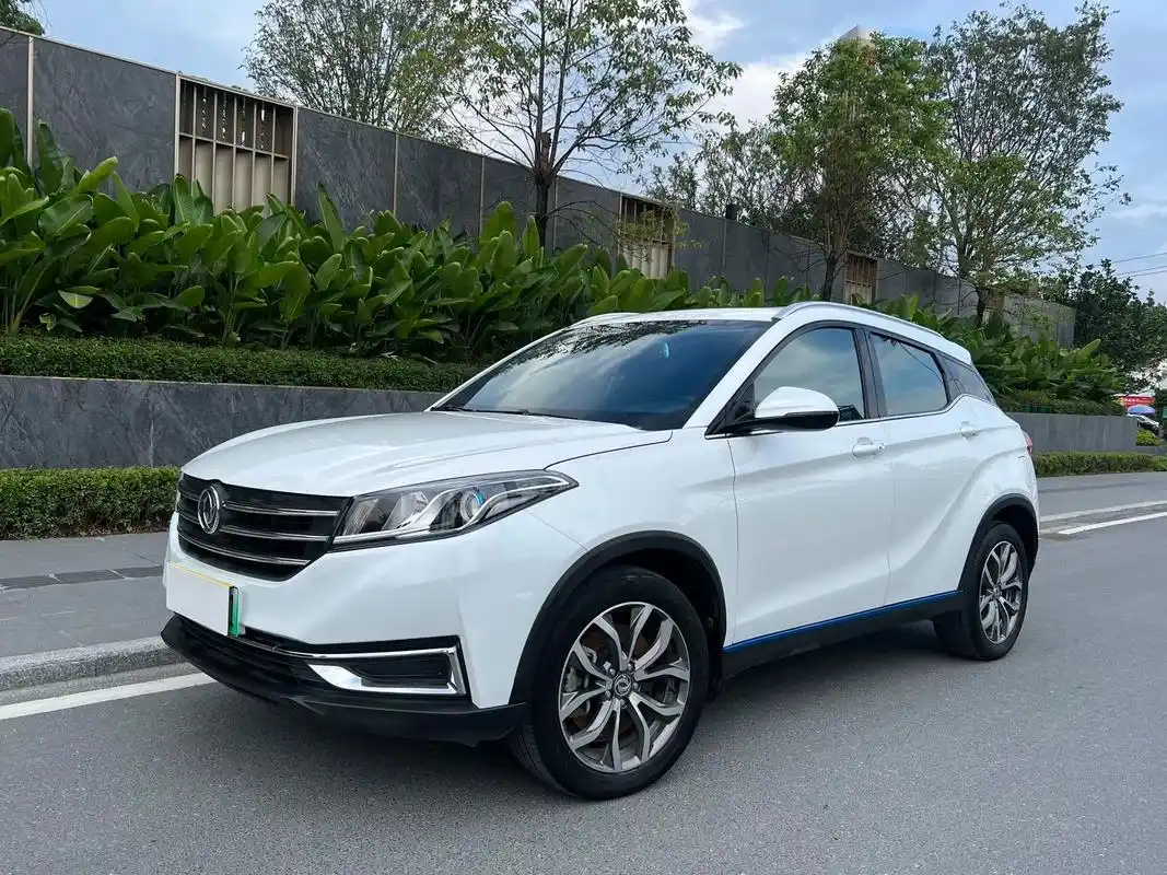 理想汽车理想L92024款 Ultra