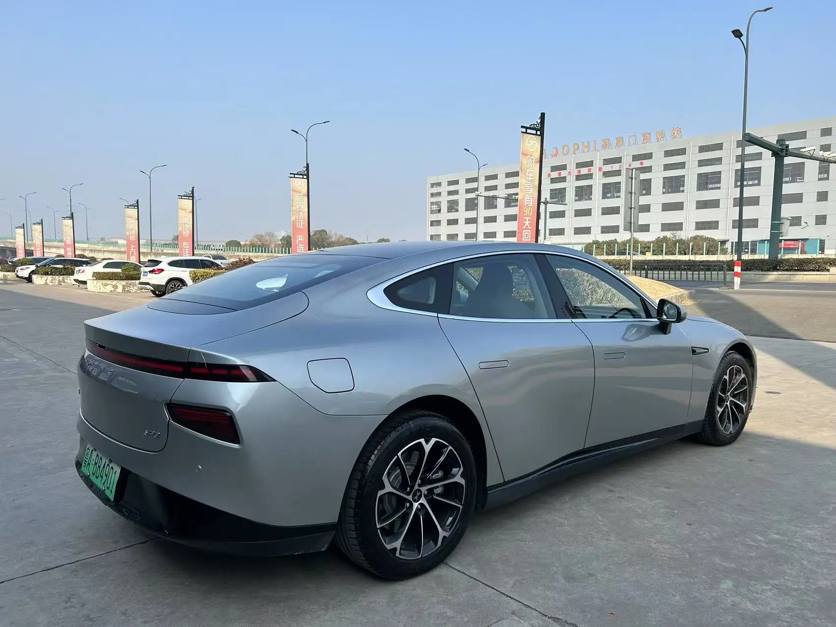 Xpeng P7, 2022 все фото